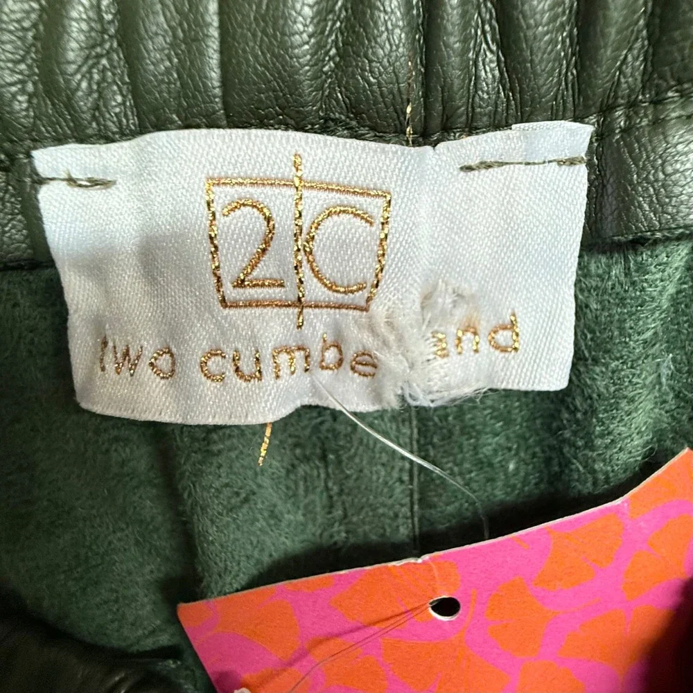 Two Cumberland Faux Leather Shorts Womens Medium Olive Green Elastic‎ Waist NWT